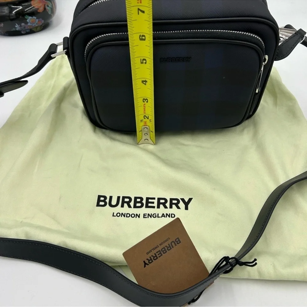 Men’s Burberry check messenger bag in navy blue. Adjustable shoulder strap NWT.